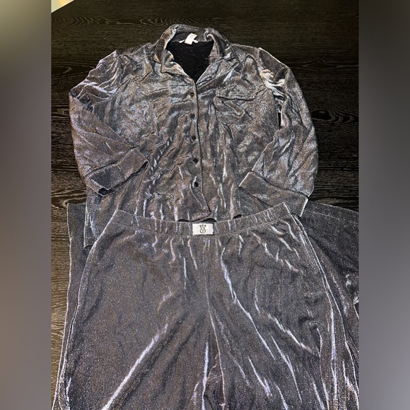 Victorias Secret Silver Shine Long Pajamas Set Large - Picture 3 of 10